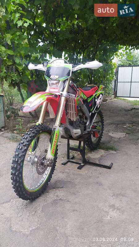 Мотоцикл Позашляховий (Enduro) Honda CRF 250R