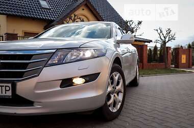 Honda Crosstour  2011