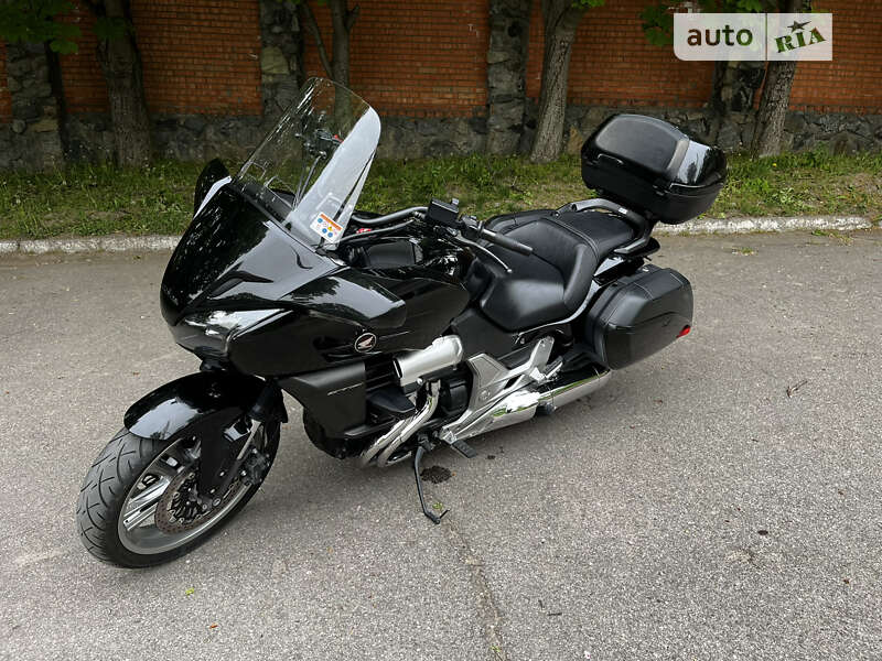 Мотоцикл Туризм Honda CTX 1300