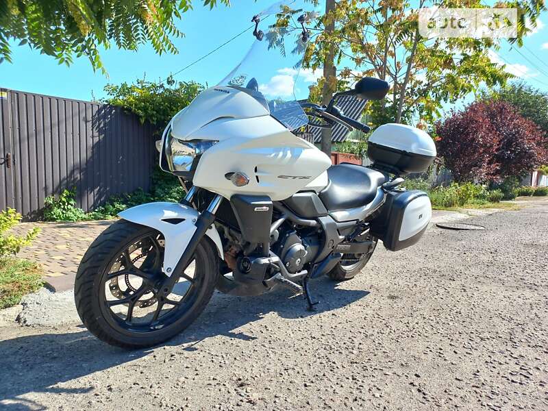 Мото Honda CTX 700