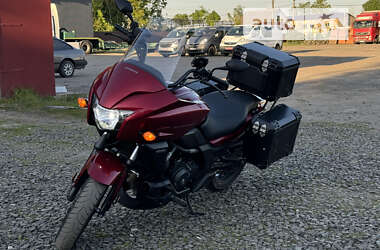 Honda CTX 700  2013