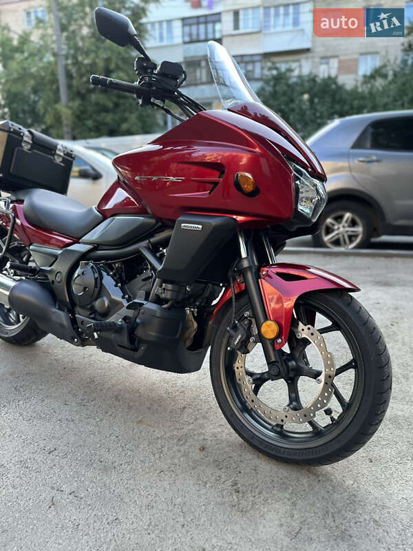 Мотоцикл Круизер Honda CTX 700