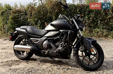 Honda CTX 700  2018