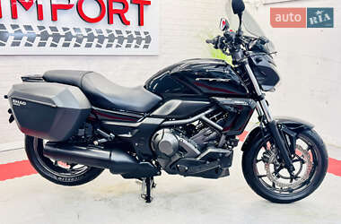 Honda CTX 700  2014