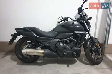 Honda CTX 700N  2014