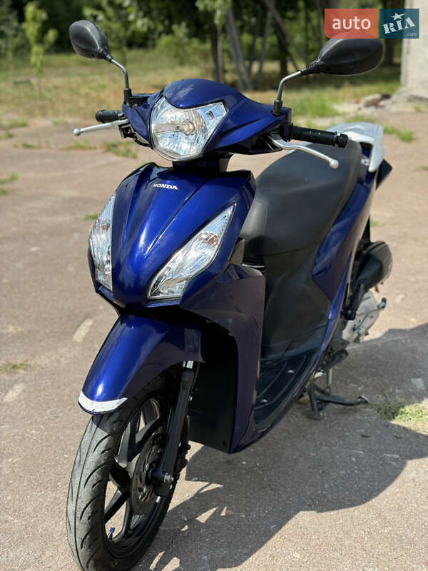 Макси-скутер Honda Dio 110 JF58