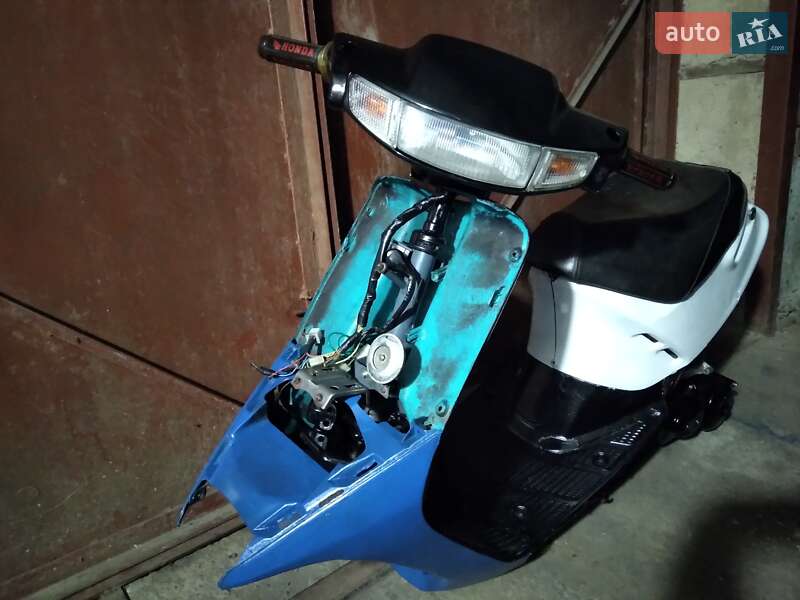 Скутер Honda Dio AF-18