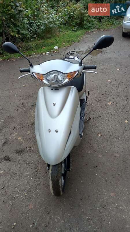 Скутер Honda Dio AF-56