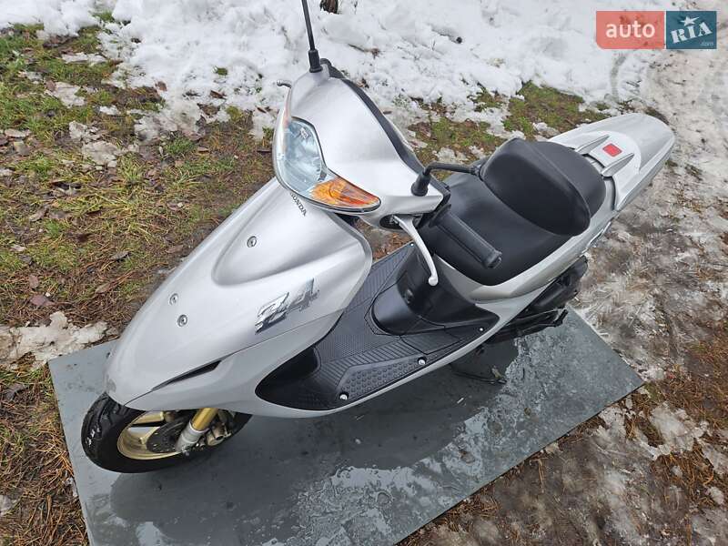 Скутер Honda Dio AF-63