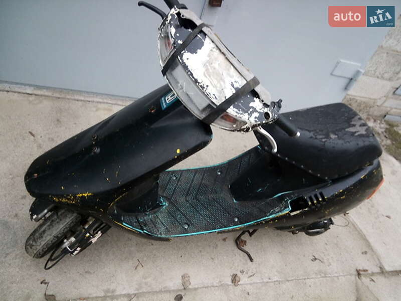 Скутер Honda DJ-1