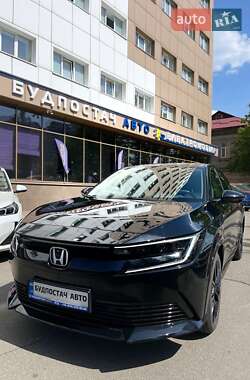 Honda e:NP2  2024