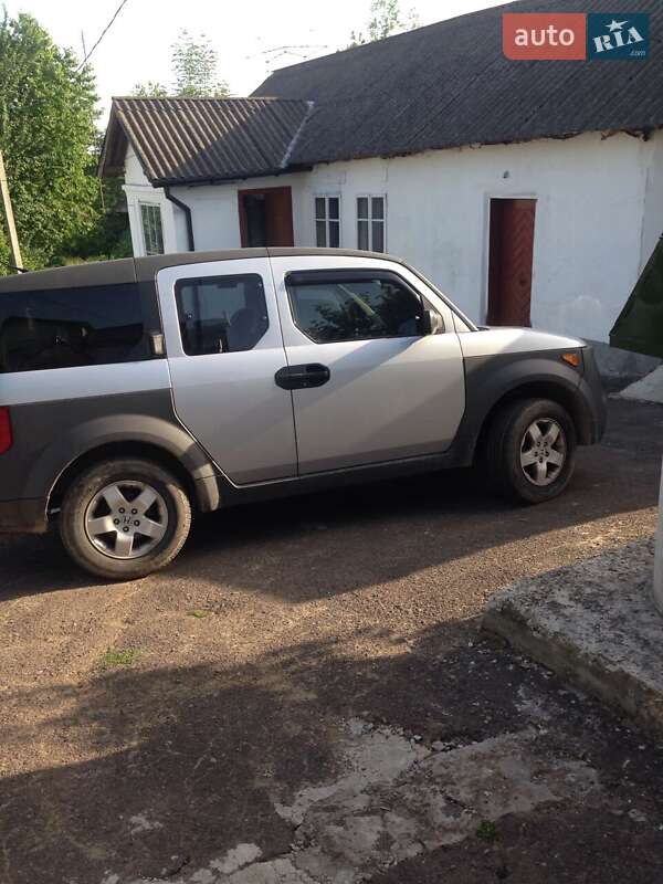 Внедорожник / Кроссовер Honda Element