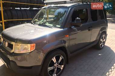 Honda Element  2010