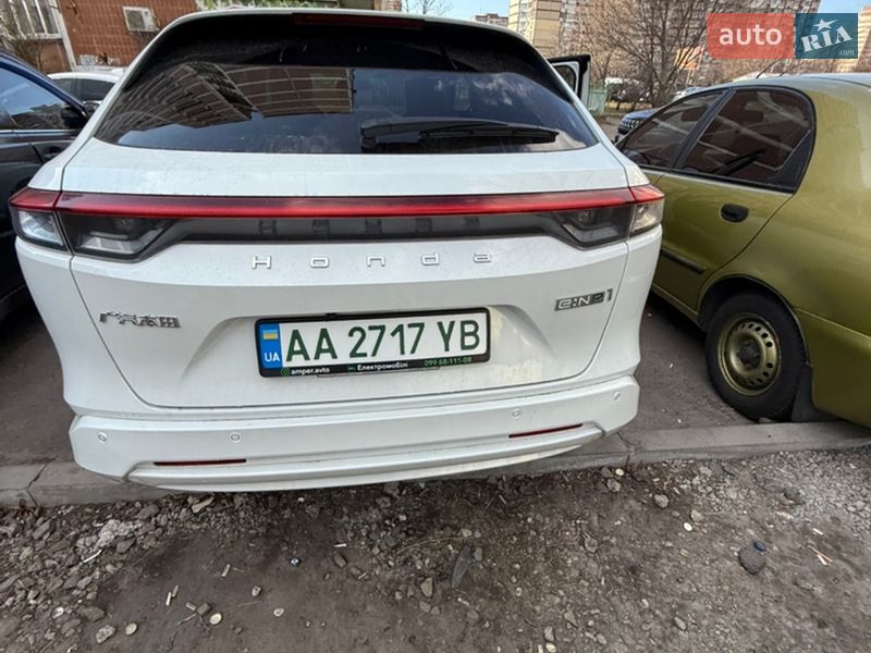 Позашляховик / Кросовер Honda eNP1