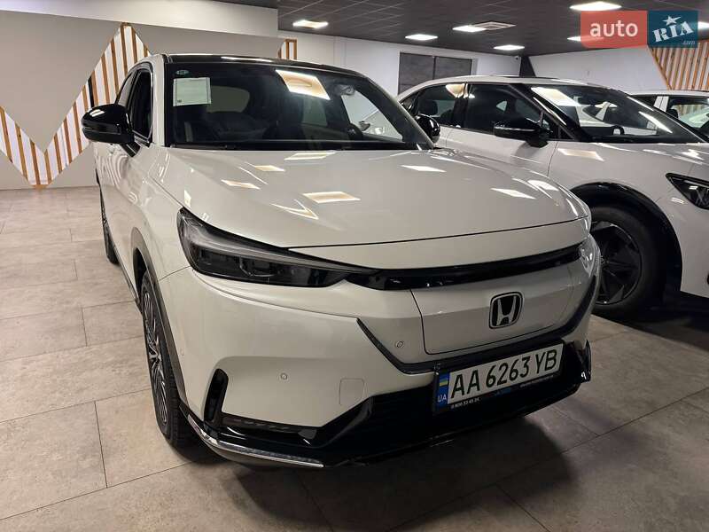 Внедорожник / Кроссовер Honda eNS1