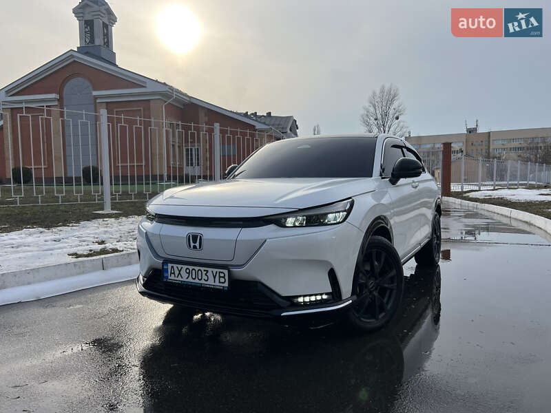 Внедорожник / Кроссовер Honda eNS1