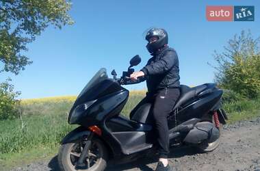 Honda Forza 250  2010