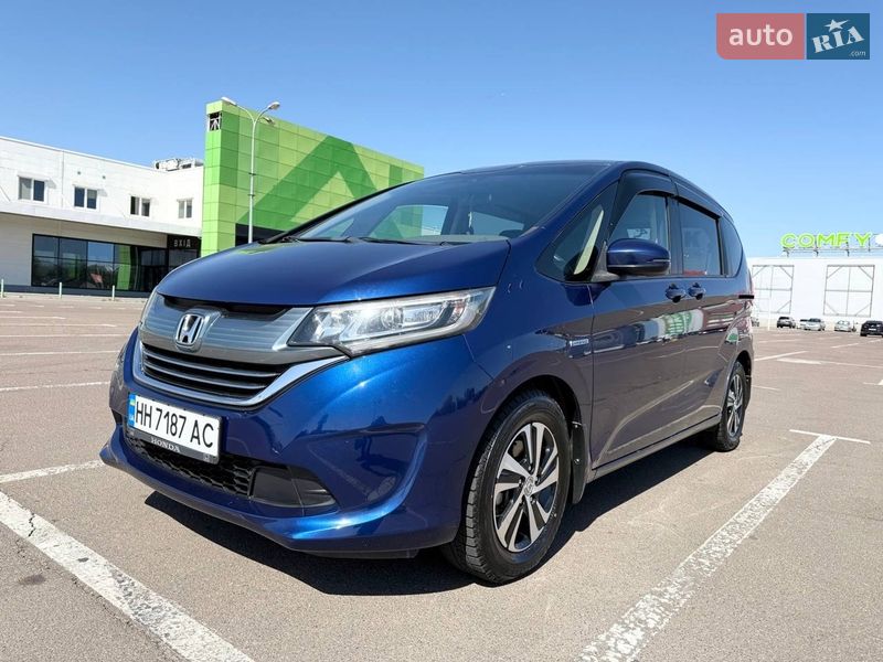 Мінівен Honda Freed