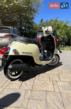 Honda Giorno AF-24 AF70 2016