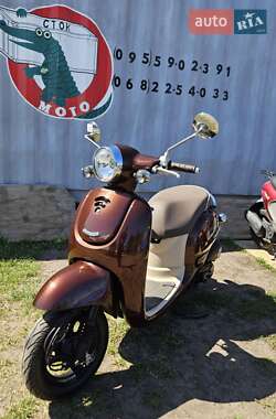 Honda Giorno Crea AF-54  2001