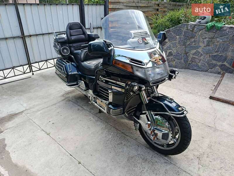 Мотоцикл Спорт-туризм Honda GL 1500 Gold Wing