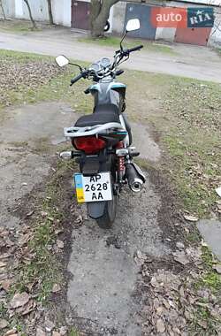 Honda GLR 125 2012