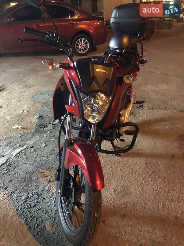 Мотоцикл Без обтекателей (Naked bike) Honda GLR 125