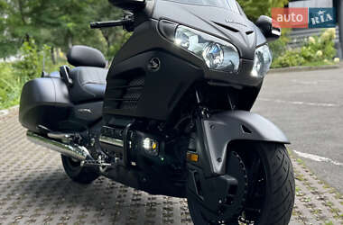 Honda Gold Wing F6B 2013