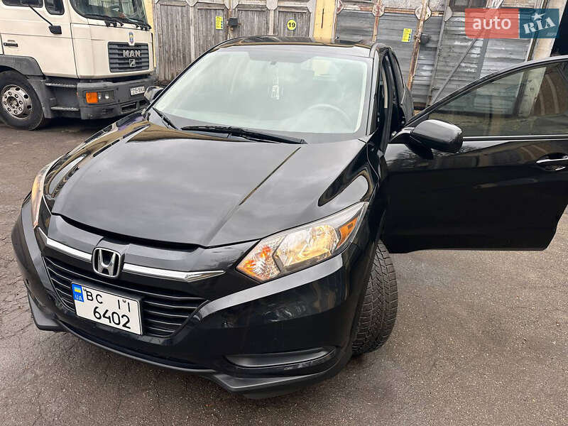 Внедорожник / Кроссовер Honda HR-V