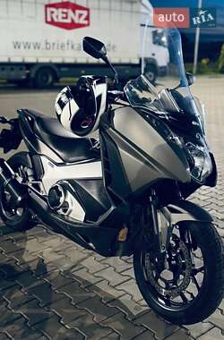 Honda Integra 750 2014