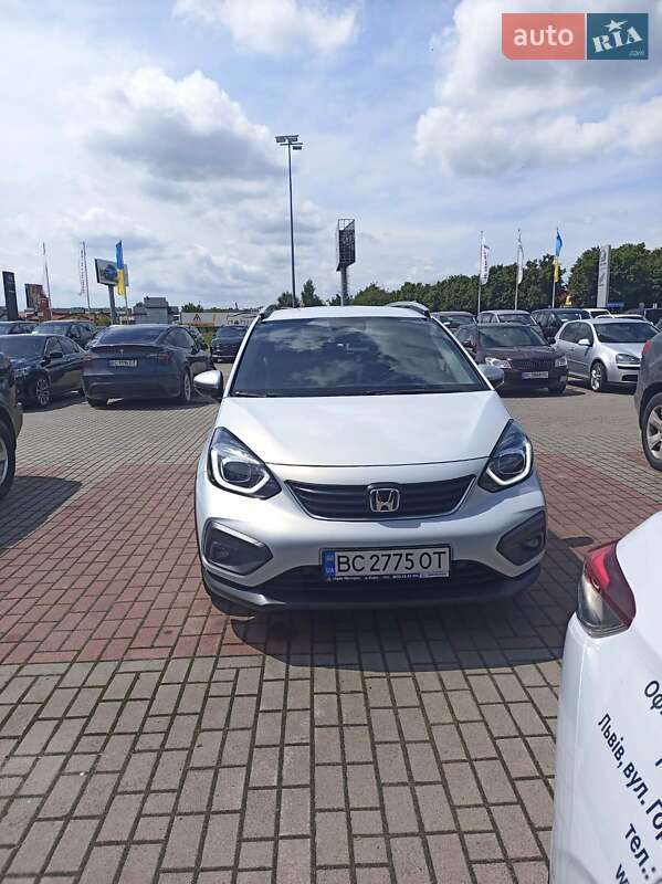 Хэтчбек Honda Jazz Crosstar