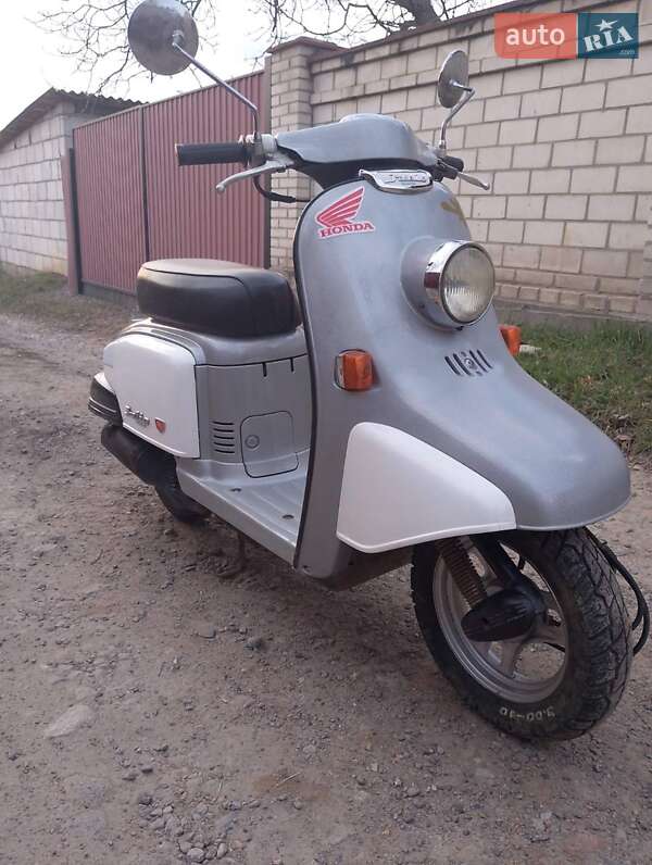 Мопеды Honda Julio 50 AF-52
