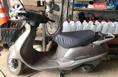 Honda Lead 100  1999