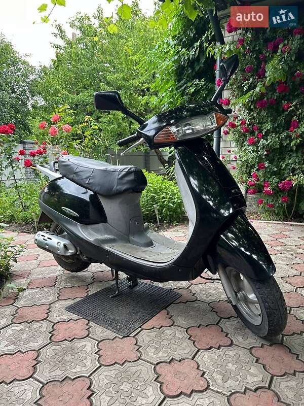 Мопеды Honda Lead 100