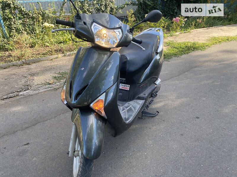 Мопеды Honda Lead 125