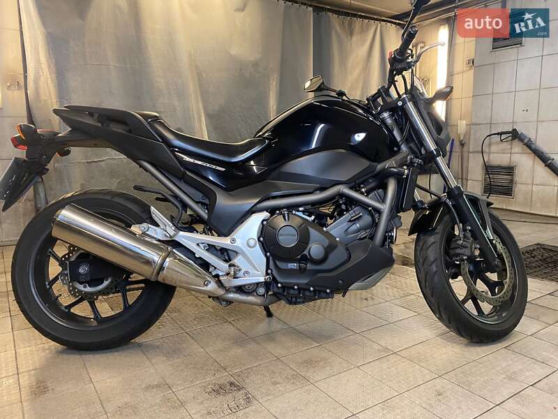 Мотоцикл Туризм Honda NC 700S