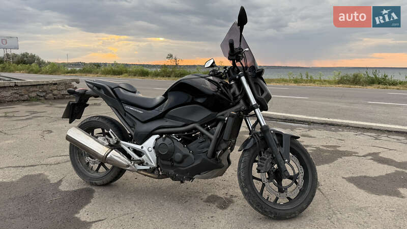 Мотоцикл Туризм Honda NC 700S