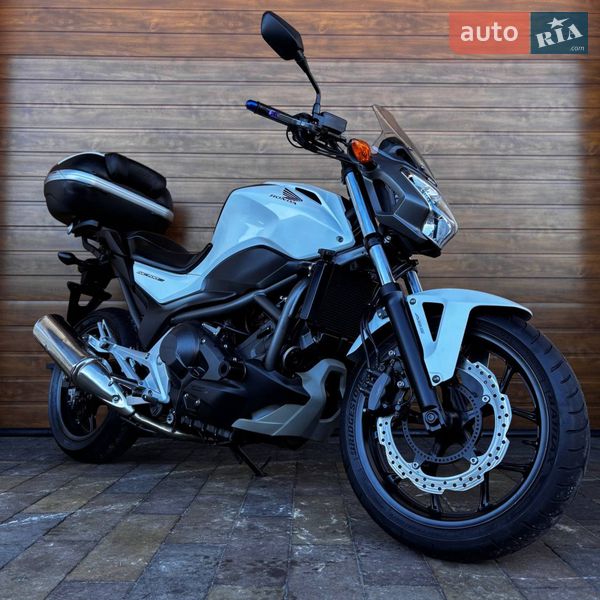 Мотоцикл Многоцелевой (All-round) Honda NC 700S