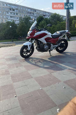 Honda NC 700X  2013