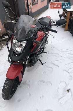 Honda NC 700X  2012