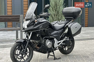 Honda NC 700XA  2012