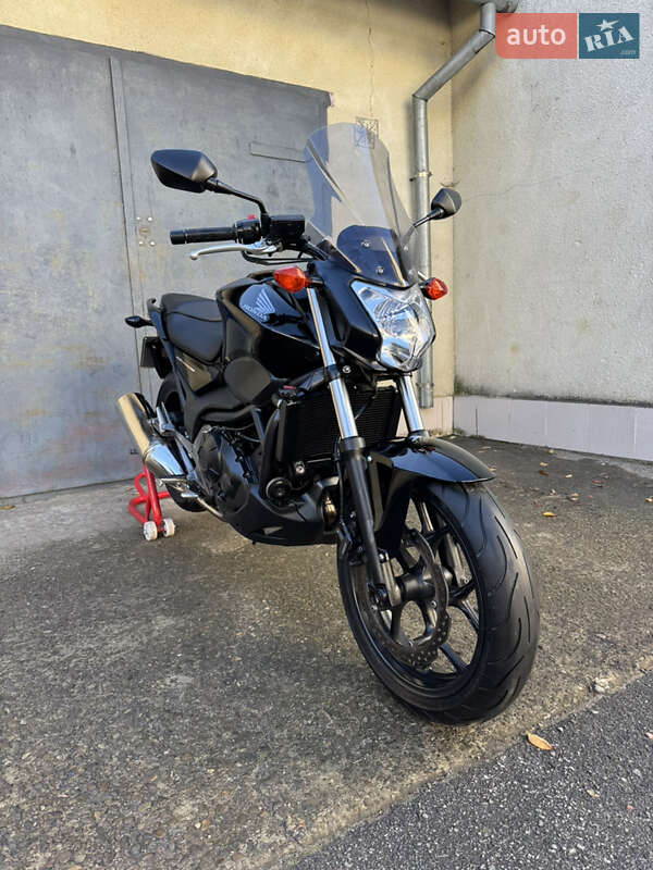 Мотоцикл Многоцелевой (All-round) Honda NC 750S