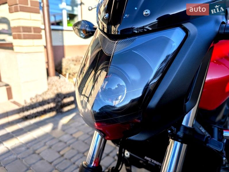 Мотоцикл Без обтекателей (Naked bike) Honda NC 750S