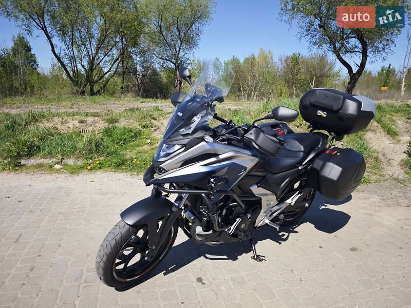 Мотоцикл Спорт-туризм Honda NC 750X
