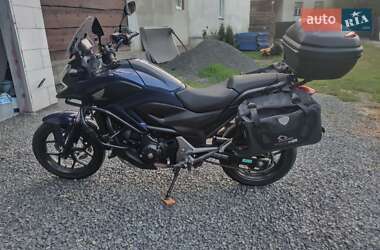 Honda NC 750X  2015
