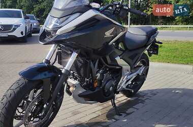 Honda NC 750X 2025