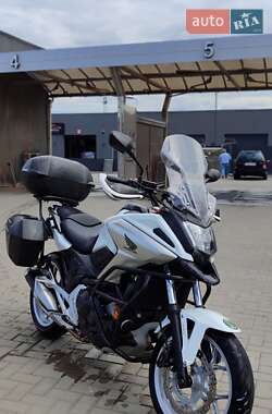 Honda NC 750X  2016
