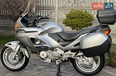 Honda NT 650V Deauville  2002