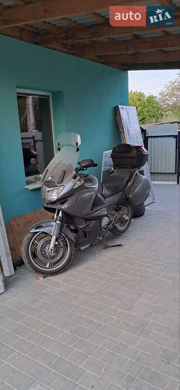 Мотоцикл Круизер Honda NT 700V