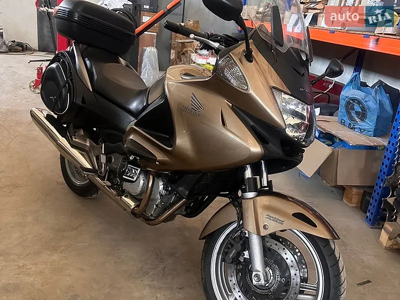 Honda NT 700V 2006